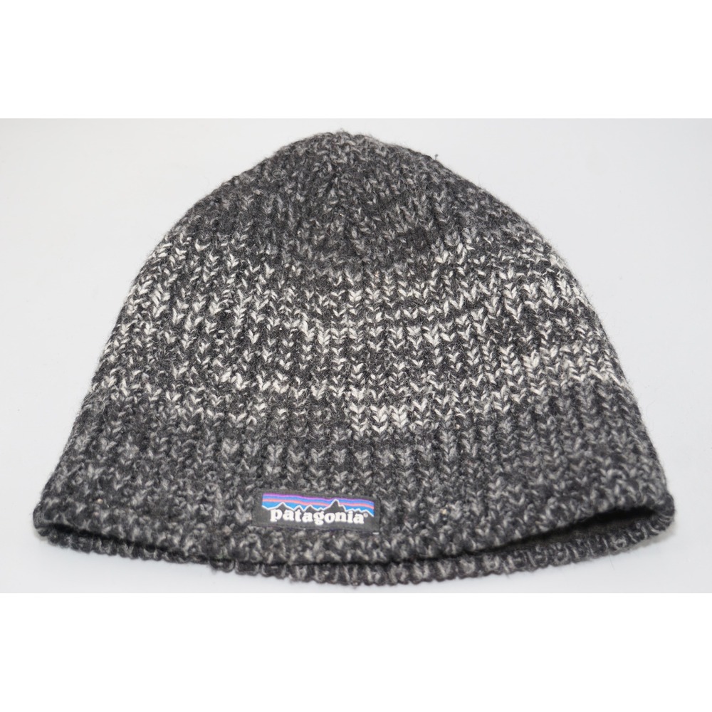 Patagonia Speedway Beanie Gray White Recycled Wool Fleece Lined Hat